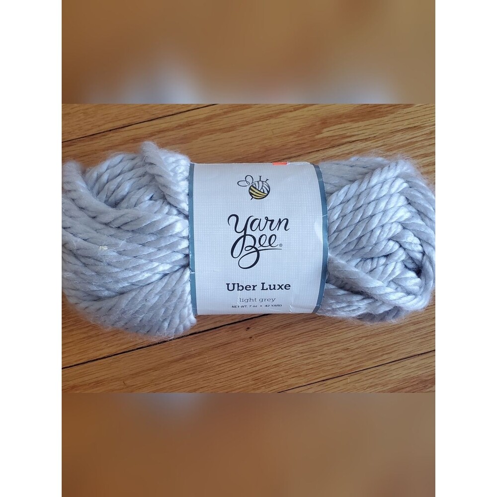 Yarn Bee Uber Luxe Chunky Yarn - Light Grey
